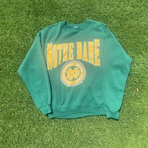 Notre dame crewneck size medium